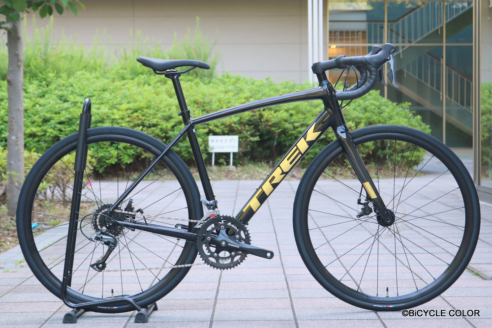 TREK DOMANE(ドマーネ)AL2 DISC、54cmサイズの店頭在庫あります