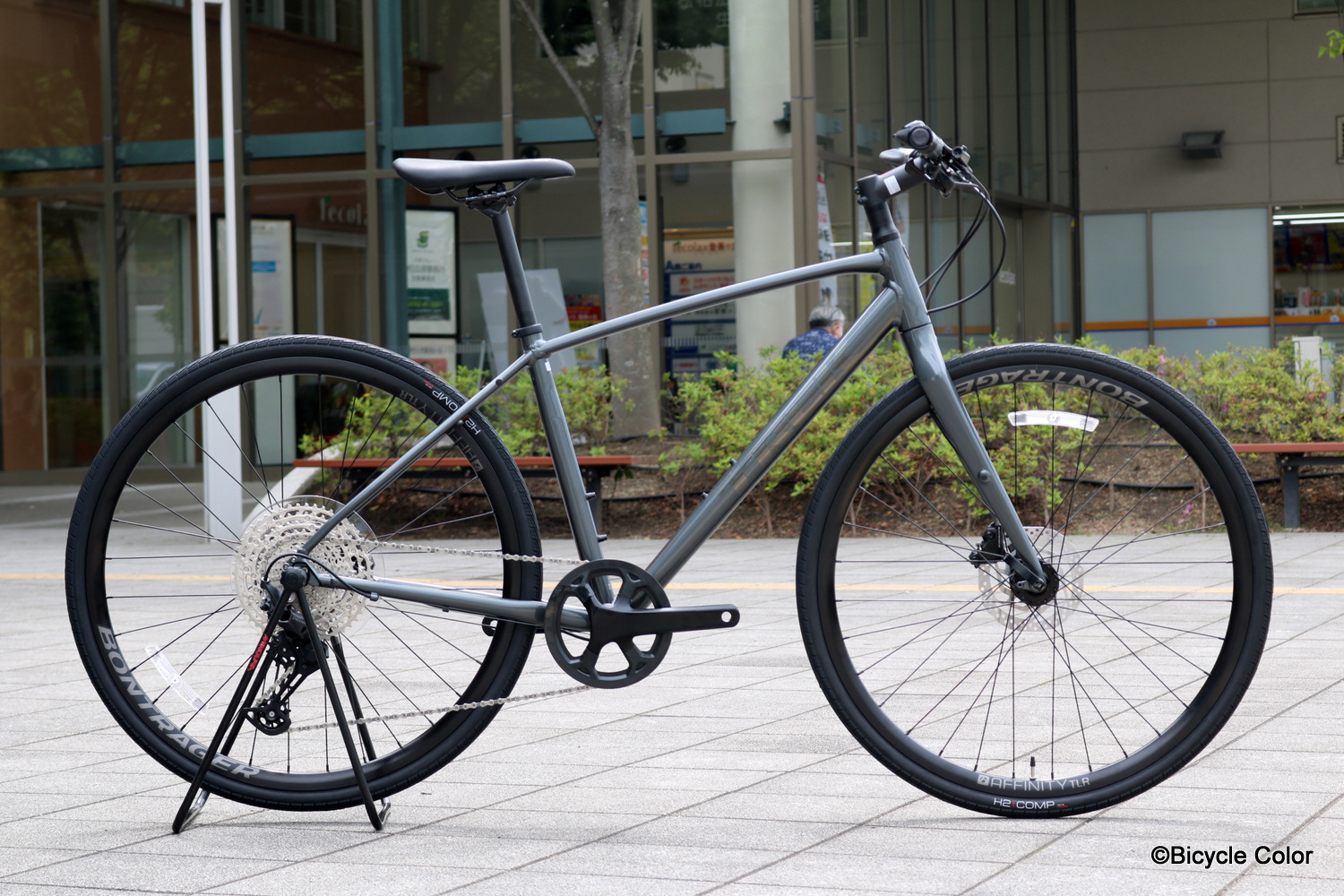 TREK FX4 Disc 21年モデル（付属品装備） 自転車 自転車本体 自転車