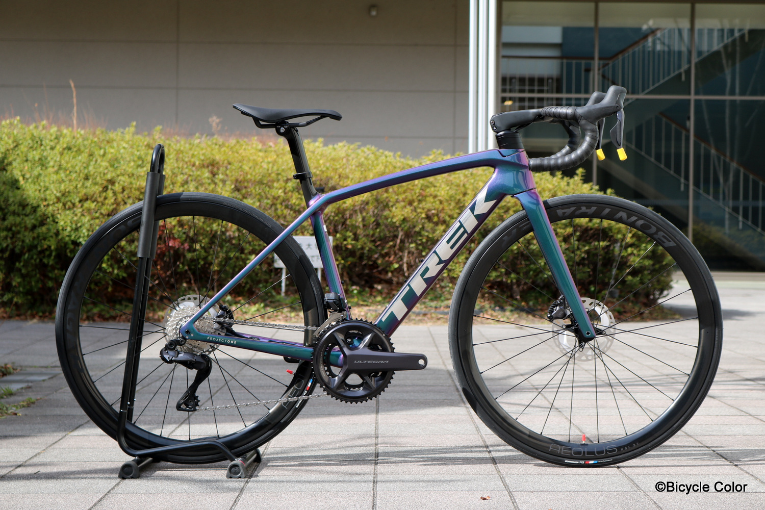 TREK(トレック)の最軽量ロードバイク、EMONDA(エモンダ)SLR Projectone