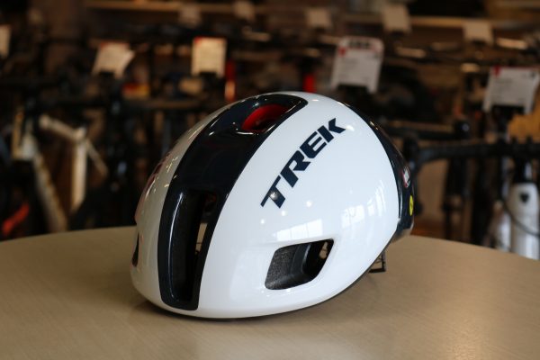 【売り人気】ボントレガー　ヘルメット バリスタ 美品 トレック TREK ウェア